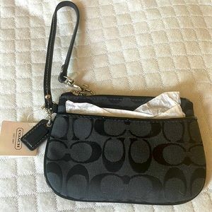 Coach wristlet, black (NWT)